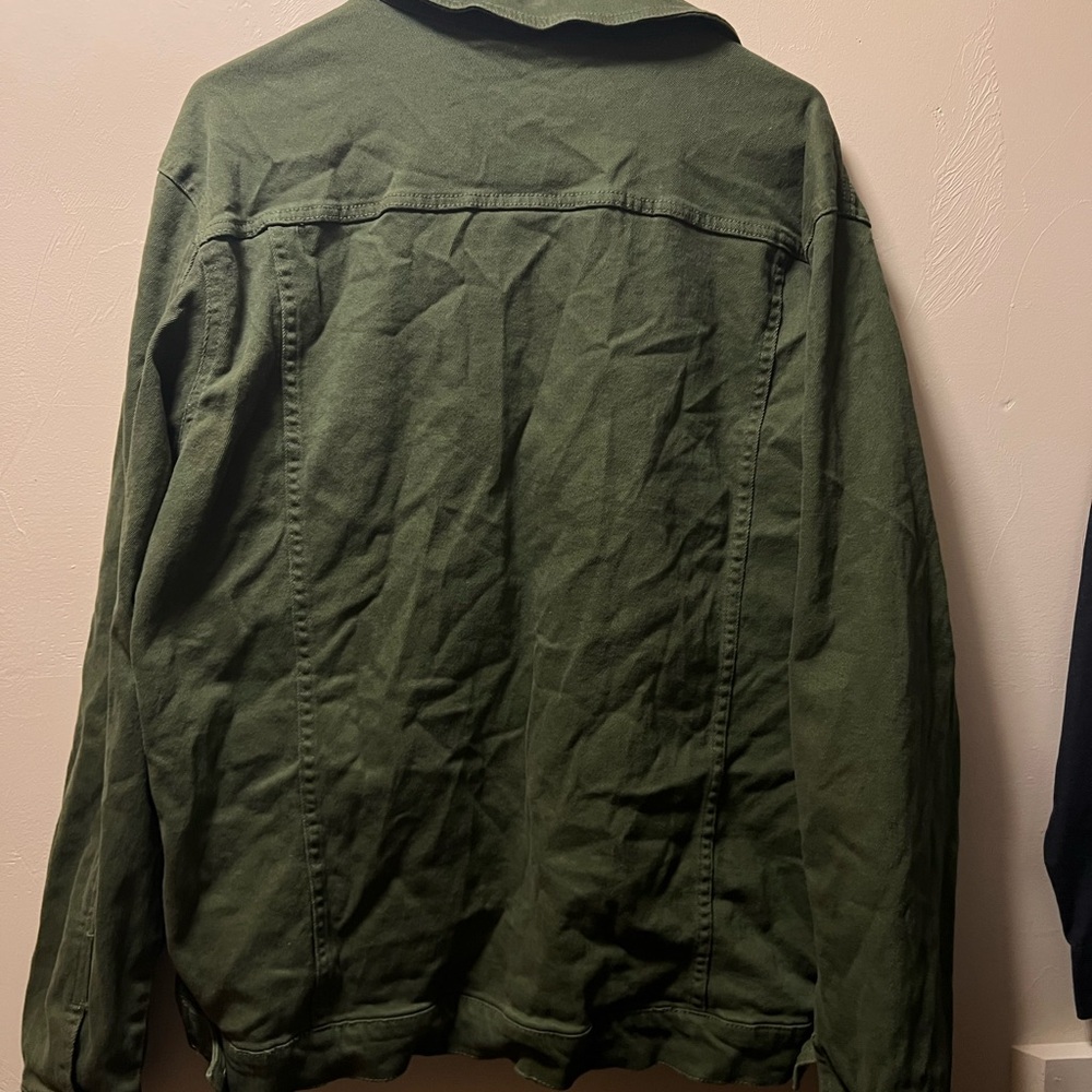 Green Button-Up Jacket - Picture 3 of 3